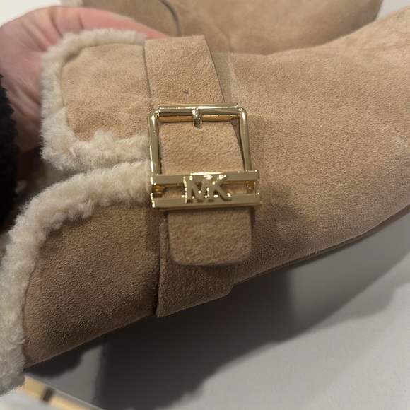 Michael Kors beige suede leather flat mule clogs - Picture 4 of 6